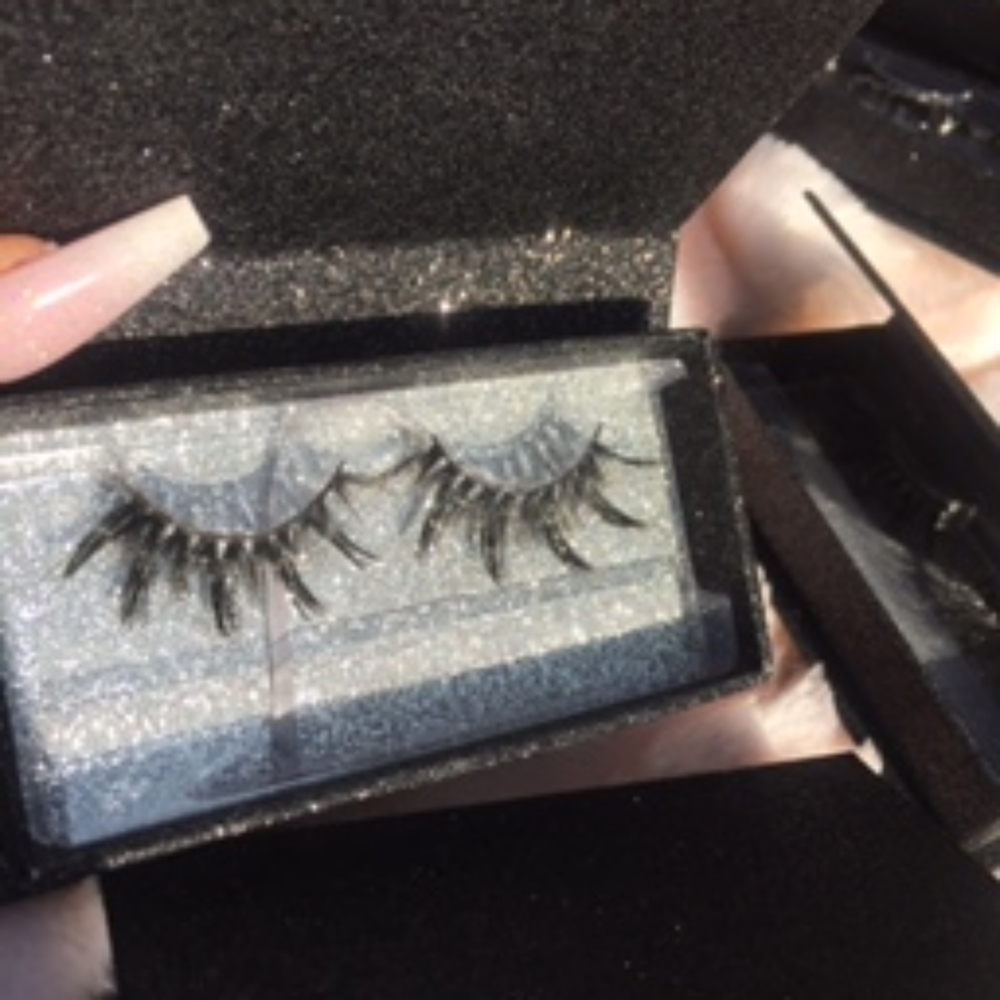 Mink eyelashes